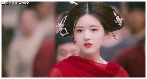 吃瓜女明星恋情,揭秘吃瓜女明星甜蜜恋情